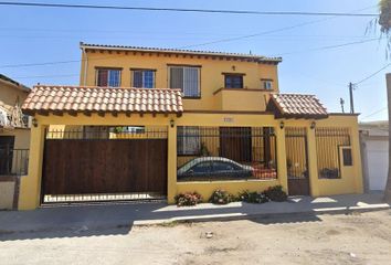 Casa en  Heriberto Jara, Otay Constituyentes, Tijuana, Baja California, México