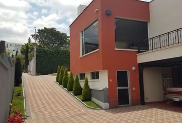 Casa en  Nayón, Quito, Ecuador