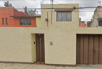 Casa en  Bugambilia Naranja, Bugambilias, Oaxaca De Juárez, Oaxaca, México
