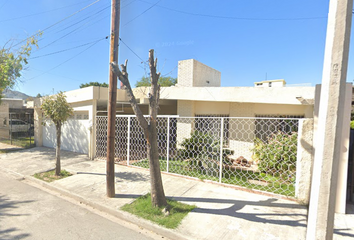 Casa en  Calle Calle Eglantinas, Torreón Jardín, Torreón, Coahuila De Zaragoza, México