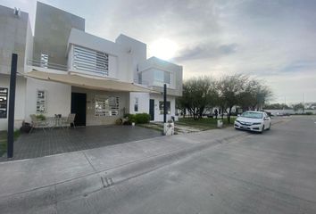 Casa en fraccionamiento en  Residencial Los Agaves - Chelem, León, Guanajuato, México