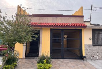 Casa en  Jardines Colgantes, Barrio San Carlos, Monterrey, Nuevo León, México