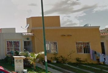 Casa en  Boulevard Las Palmas, Las Palmas 1, 77723 Playa Del Carmen, Quintana Roo, México