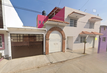 Casa en  Alamos, Eucaliptos, Oaxaca De Juárez, Oaxaca, México