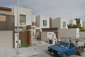 Casa en condominio en  Calle Río Indo 806, Portales Del Valle, Ramos Arizpe, Coahuila De Zaragoza, México