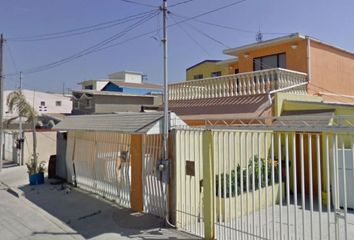 Casa en  Del Barejonal 23505, Lomas De La Presa, 22125 Tijuana, B.c., México