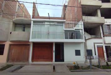 Casa en  Calle Nueve, Trujillo, La Libertad, 13011, Per