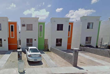 Casa en  Parque Acantos, Calle Acantos, Villa Florida Sector B, Vista Hermosa, Reynosa, Tamaulipas, México