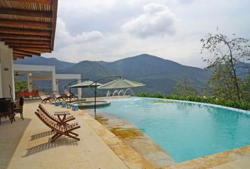 Villa-Quinta en  Palmira, Valle Del Cauca, Colombia