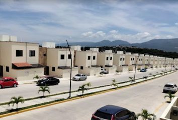 Casa en condominio en  Boulevard Doctor Manuel Velasco Suarez, Loma Bonita, Tuxtla Gutiérrez, Chiapas, México