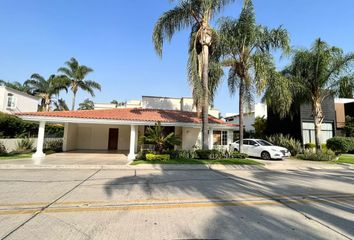 Casa en fraccionamiento en  Club De Golf Santa Anita, Jalisco, México