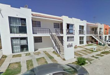 Casa en condominio en  Circuito Playa De Oro, Los Tamarindos, Ixtapa, Jalisco, México