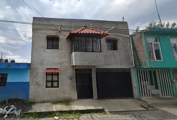 Casa en  Colon 638, Centro, Paracho De Verduzco, Michoacán, México