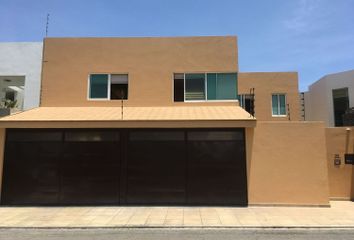 Casa en fraccionamiento en  La Escondida, San Bernardino Tlaxcalancingo, Puebla, México