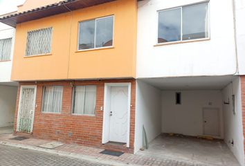 Casa en  Carapungo, Quito, Ecuador