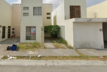 Casa en  Montreal, Renaceres Residencial, Ciudad Apodaca, Nuevo León, México