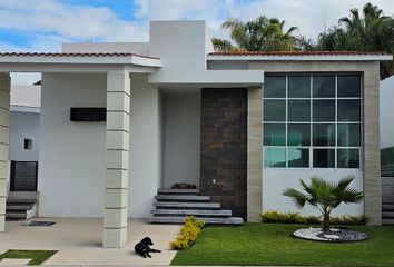 Casa en  Lomas De Cocoyoc, Morelos, México