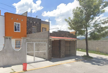 Casa en  Calle Lago Chapala 100, Colonia Sesenta Y Dos, Estado De Hidalgo, México