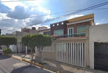 Casa en  Valle De Las Casas No. 175, Valle De Aragon 1ra Sección, Nezahualcóyotl, Estado De México, México