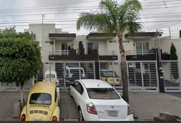 Casa en  Isla Izaro, Villa Guerrero, Guadalajara, Jalisco, México