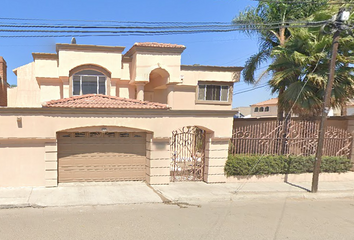 Casa en  Av. Venustiano Carranza 2418, Otay Constituyentes, 22457 Tijuana, B.c., México