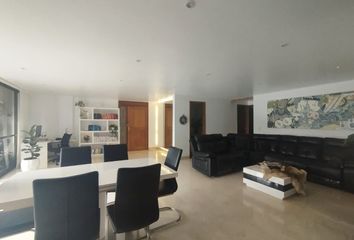 Apartamento en  Poblado, Medellín