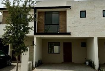 Casa en fraccionamiento en  Gustavo Díaz Ordaz 314, El Llano, Aguascalientes, México
