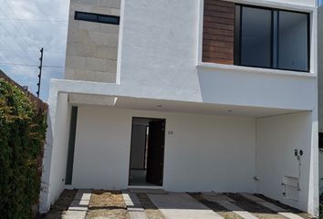 Casa en fraccionamiento en  Calle Morelos, San Bernardino Tlaxcalancingo, San Andrés Cholula, Puebla, 72820, Mex