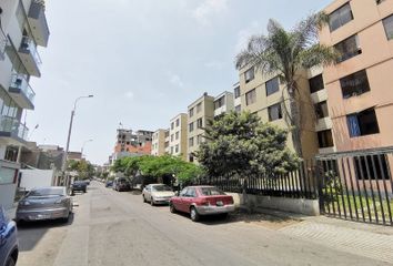 Departamento en  Doña Consuelo 153, Lima, Perú
