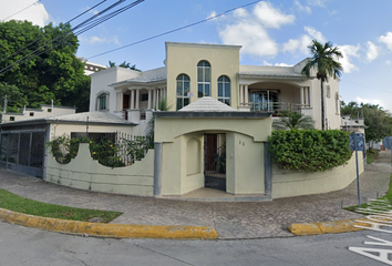 Casa en  Av Holbox 12, Sm 11, 77504 Cancún, Q.r., México