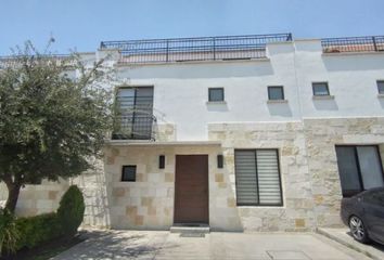 Casa en condominio en  Torre De Piedra Providencia, Avenida Euripides, El Refugio, Santiago De Querétaro, Querétaro, México