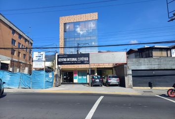 Casa en  Av. 6 De Diciembre & Av. El Inca, Quito, Ecuador