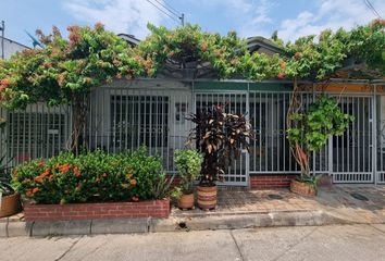 Casa en  Calle 71a #1-5 No 4, Neiva, Huila, Colombia