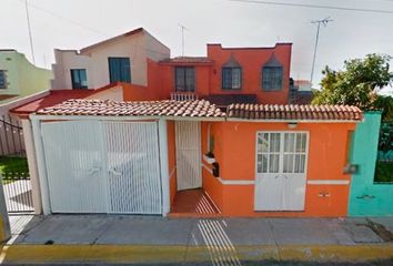 Casa en  De Los Basálticos 405, Los Prismas, 42083 Pachuca De Soto, Hgo., México