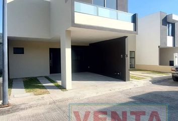 Casa en fraccionamiento en  Río Blanco, Veracruz