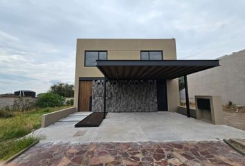 Casa en condominio en  Altozano El Nuevo Querétaro, Municipio De Querétaro