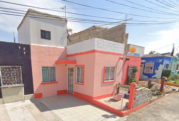 Casa en  Priv. Geranio 245, Tesistan, Tesistán, Jalisco, México