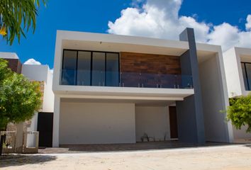 Casa en  Merida - Motul, Cholul, Yucatán, México