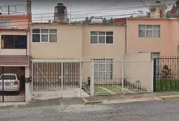 Casa en  Prof. Santiago Velasco Ruiz 208, Rancho La Mora, Toluca De Lerdo, Estado De México, México