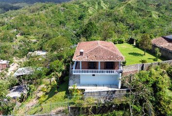 Casa en  Carretera Barra De Navidad 8, Las Juntas Y Los Veranos, Cabo Corrientes, Jalisco, 48425, Mex