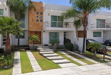 Casa en  Cumbres Del Lago, Santiago De Querétaro, Querétaro, México