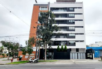 Departamento en  Avenida José Gálvez Barrenechea 790, San Isidro, Perú