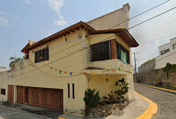 Casa en  Coyuca & Guerrero, Burgos Bugambilias, Tres De Mayo, Morelos, México