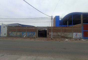 Terreno en  Avenida Los Duraznos 616, San Juan De Lurigancho, Perú