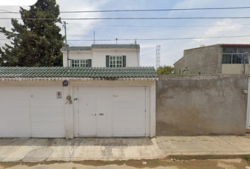 Casa en  Turqueza 28, La Joya, Miraflores, Ocotlán, Tlaxcala, México