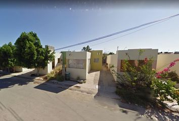 Casa en  Calle San Adelardo, Villas De San Miguel, Nuevo Laredo, Tamaulipas, México