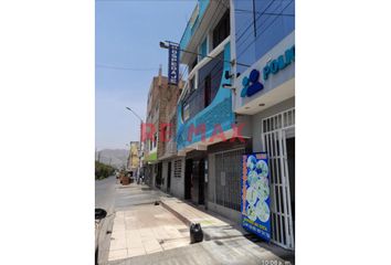 Casa en  Avenida Santísima Cruz, San Martín De Porres, Perú