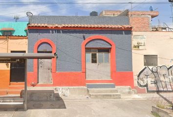 Casa en  Av. Circunvalación Oblatos, San Martin, Guadalajara, Jalisco, México