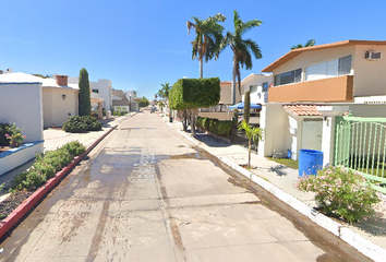 Casa en fraccionamiento en  Isla Del Peruano, Lomas De Miramar, 85450 Guaymas, Son., México