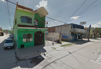 Casa en  Josefina Camarena 811, Leon Ii, 37408 León De Los Aldama, Gto., México